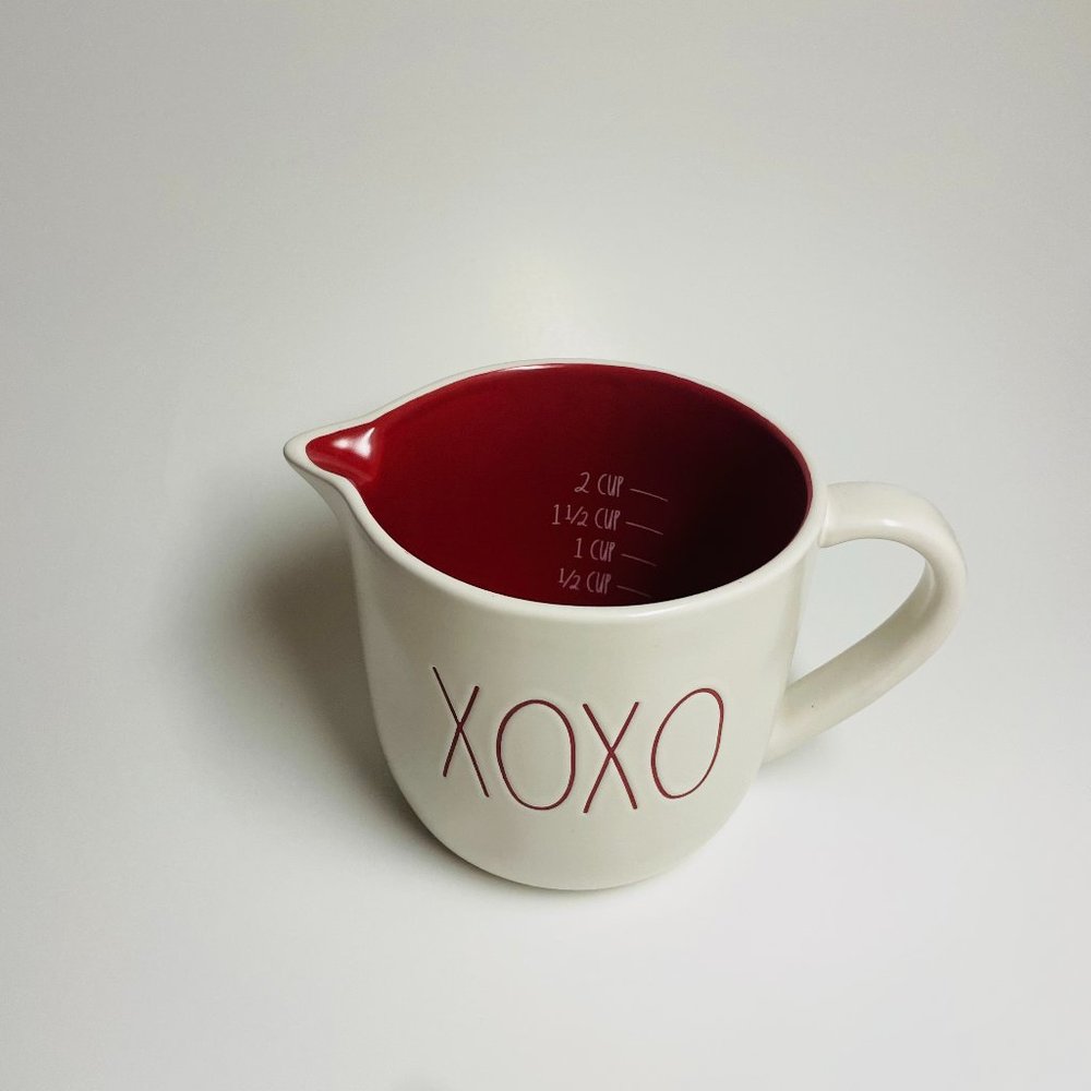 Rae Dunn measuring cup